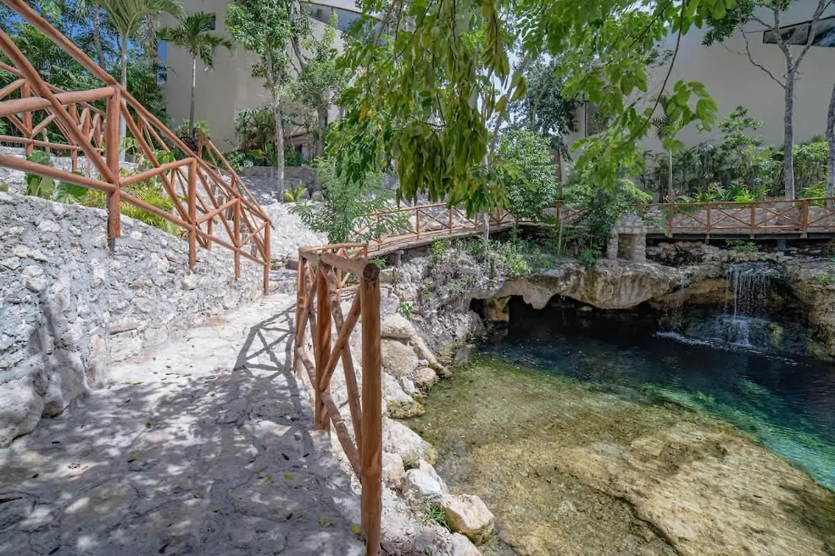 Private Pool And Cenote Apartment Tulum